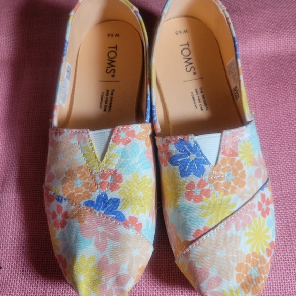 Toms Floral Flower Power Shoes 5.5 - Picture 6 of 7